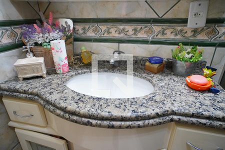 Apartamento à venda com 192m², 4 quartos e 2 vagasBanheiro Social