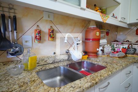 Apartamento à venda com 192m², 4 quartos e 2 vagasCozinha