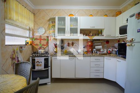 Apartamento à venda com 192m², 4 quartos e 2 vagasCozinha