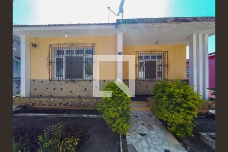 Casa à venda com 73m², 3 quartos e 3 vagasFachada 