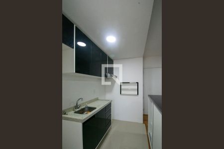 Apartamento à venda com 100m², 3 quartos e 2 vagas Apartamento à venda com 100m², 3 quartos e 2 vagasCozinha e Área de Serviço