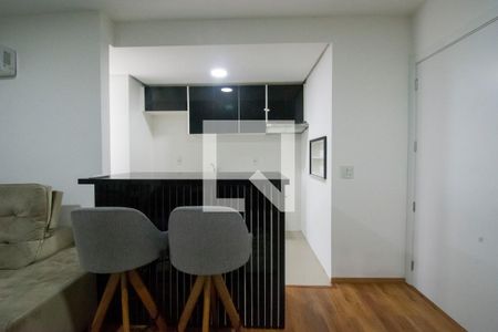 Apartamento à venda com 100m², 3 quartos e 2 vagas Apartamento à venda com 100m², 3 quartos e 2 vagasCozinha e Área de Serviço
