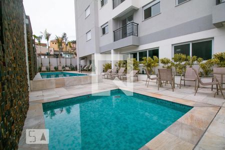 Apartamento à venda com 38m², 2 quartos e sem vaga Apartamento à venda com 38m², 2 quartos e sem vagaÁrea comum - Piscina