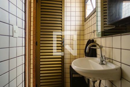 Apartamento para alugar com 550m², 5 quartos e 5 vagas Apartamento para alugar com 550m², 5 quartos e 5 vagasBanheiro da Varanda da Cobertura