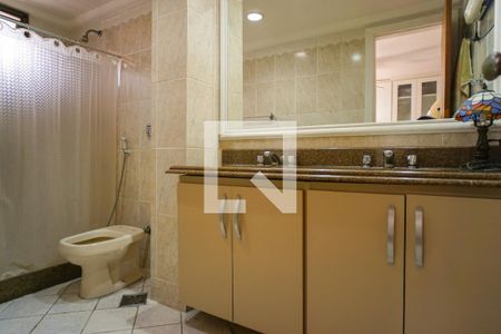 Apartamento para alugar com 550m², 5 quartos e 5 vagas Apartamento para alugar com 550m², 5 quartos e 5 vagasBanheiro da Suíte 2