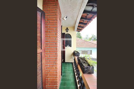 Casa à venda com 393m², 5 quartos e 8 vagasVaranda da Suíte 2