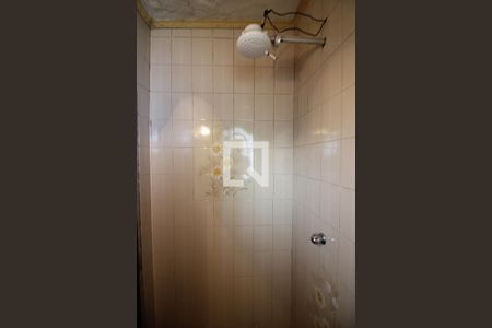 Casa à venda com 393m², 5 quartos e 8 vagasBanheiro da Suíte 1