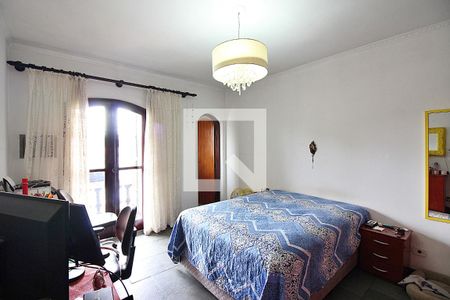 Casa à venda com 393m², 5 quartos e 8 vagasSuíte 2