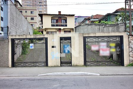 Casa à venda com 393m², 5 quartos e 8 vagasFachada