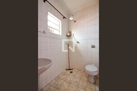 Casa à venda com 393m², 5 quartos e 8 vagasBanheiro da Suíte 3