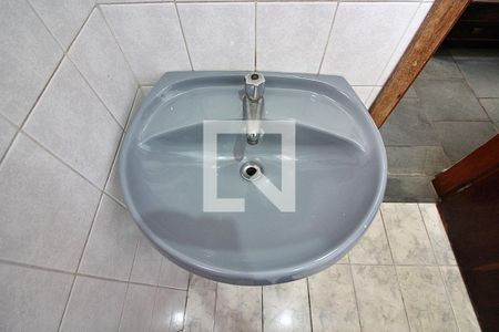 Casa à venda com 393m², 5 quartos e 8 vagasBanheiro da Suíte 4