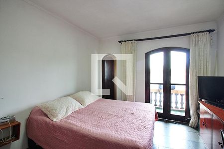 Casa à venda com 393m², 5 quartos e 8 vagasSuíte 1