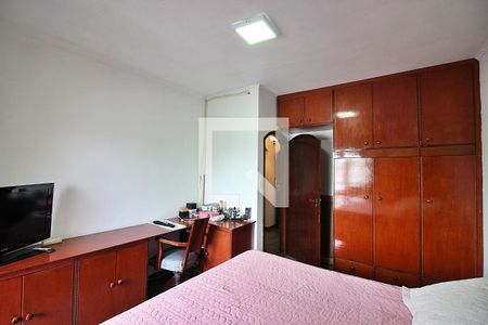 Casa à venda com 393m², 5 quartos e 8 vagasSuíte 1