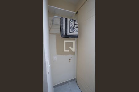 Apartamento à venda com 33m², 1 quarto e sem vagaBanheiro