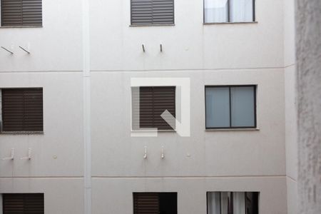 Vista do Quarto 1 de apartamento para alugar com 2 quartos, 43m² em Subsetor Leste - 8 (l-8), Ribeirão Preto