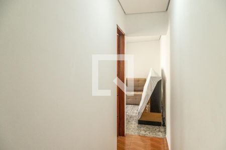 Casa à venda com 500m², 2 quartos e 8 vagas Casa à venda com 500m², 2 quartos e 8 vagasCorredor