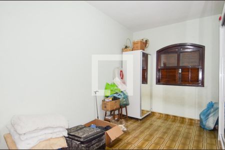 Casa à venda com 315m², 5 quartos e 5 vagasQuarto 4 - Edícula 