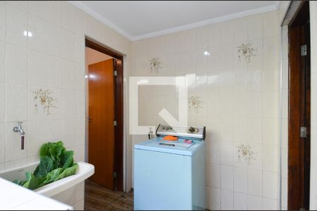 Casa à venda com 315m², 5 quartos e 5 vagasÁrea de Serviço - Edícula