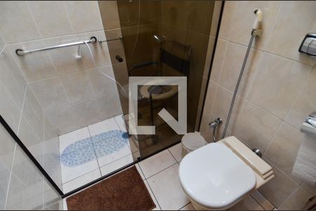 Casa à venda com 315m², 5 quartos e 5 vagasBanheiro da Suíte