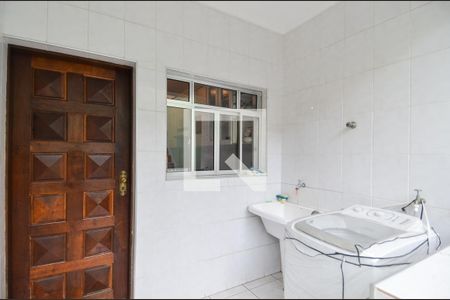 Casa à venda com 315m², 5 quartos e 5 vagasÁrea de Serviço