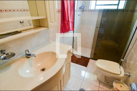 Casa à venda com 315m², 5 quartos e 5 vagasBanheiro Social