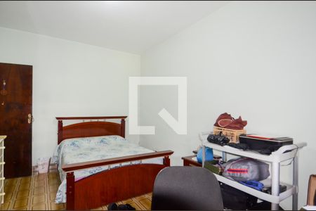 Casa à venda com 315m², 5 quartos e 5 vagasQuarto 3 - Edícula 