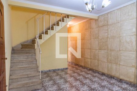 Sala de casa para alugar com 2 quartos, 200m² em Jardim Patente Novo, São Paulo