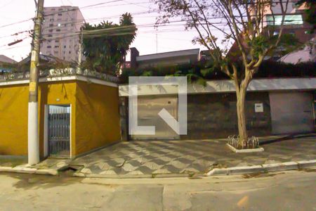 Casa à venda com 1093m², 7 quartos e 8 vagas Casa à venda com 1093m², 7 quartos e 8 vagasFachada
