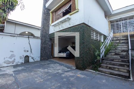 Casa à venda com 1093m², 7 quartos e 8 vagas Casa à venda com 1093m², 7 quartos e 8 vagasGaragem