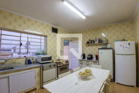 Casa à venda com 1093m², 7 quartos e 8 vagas Casa à venda com 1093m², 7 quartos e 8 vagasCozinha 1