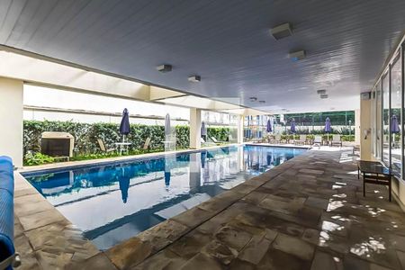 Apartamento à venda com 65m², 2 quartos e 1 vaga Apartamento à venda com 65m², 2 quartos e 1 vagaPiscina