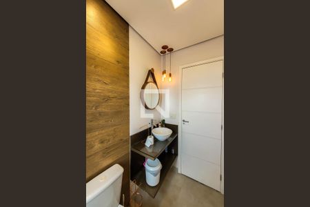 Apartamento à venda com 65m², 2 quartos e 1 vaga Apartamento à venda com 65m², 2 quartos e 1 vagaBanheiro Social