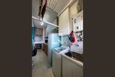 Apartamento à venda com 65m², 2 quartos e 1 vaga Apartamento à venda com 65m², 2 quartos e 1 vagaÁrea de Serviço