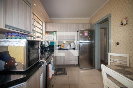Casa à venda com 224m², 4 quartos e 2 vagasCozinha