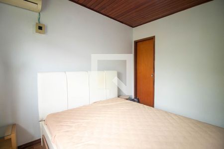 Casa à venda com 224m², 4 quartos e 2 vagasSuíte da edícula