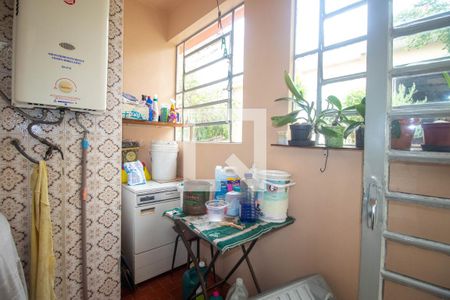 Casa à venda com 224m², 4 quartos e 2 vagasÁrea de Serviço