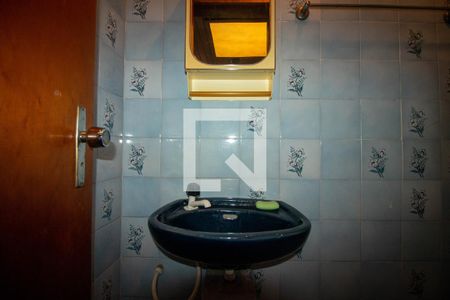 Casa à venda com 224m², 4 quartos e 2 vagasBanheiro Social da edícula