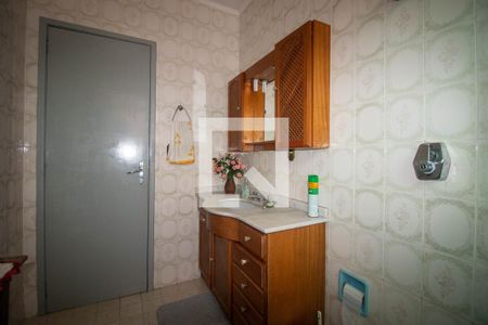 Casa à venda com 224m², 4 quartos e 2 vagasBanheiro Social