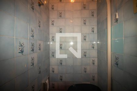 Casa à venda com 224m², 4 quartos e 2 vagasBanheiro Social da edícula