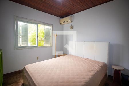 Casa à venda com 224m², 4 quartos e 2 vagasSuíte da edícula