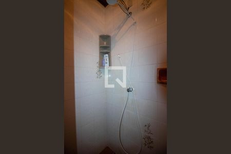 Casa à venda com 224m², 4 quartos e 2 vagasBanheiro da Suíte da edícula