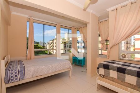 Apartamento para alugar com 217m², 3 quartos e 2 vagas Apartamento para alugar com 217m², 3 quartos e 2 vagasQuarto 2