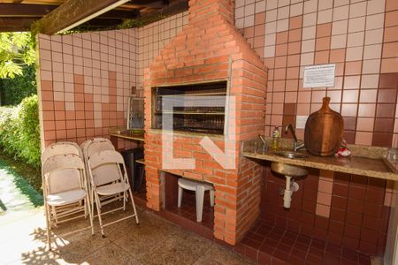 Apartamento para alugar com 217m², 3 quartos e 2 vagas Apartamento para alugar com 217m², 3 quartos e 2 vagasÁrea Comum - Churrasqueira