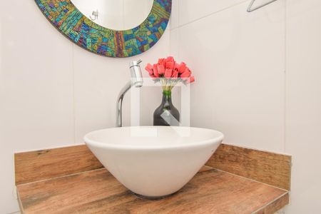 Apartamento para alugar com 217m², 3 quartos e 2 vagas Apartamento para alugar com 217m², 3 quartos e 2 vagasBanheiro Social 1