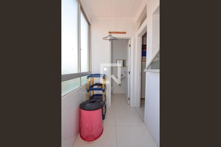 Apartamento para alugar com 217m², 3 quartos e 2 vagas Apartamento para alugar com 217m², 3 quartos e 2 vagasÁrea de Serviço