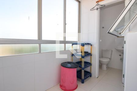 Apartamento para alugar com 217m², 3 quartos e 2 vagas Apartamento para alugar com 217m², 3 quartos e 2 vagasÁrea de Serviço