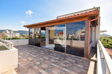 Apartamento para alugar com 217m², 3 quartos e 2 vagas Apartamento para alugar com 217m², 3 quartos e 2 vagasVaranda da Cobertura