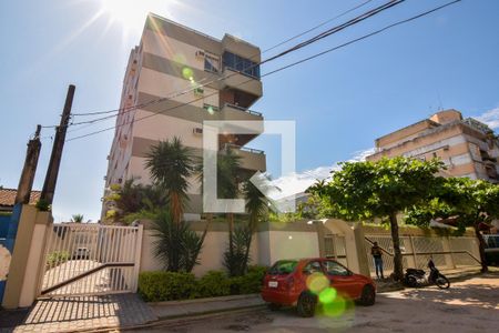 Apartamento para alugar com 217m², 3 quartos e 2 vagas Apartamento para alugar com 217m², 3 quartos e 2 vagasFachada