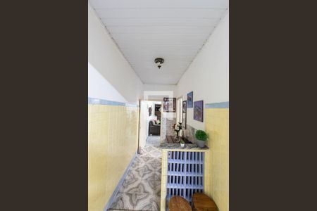 Casa à venda com 300m², 2 quartos e sem vaga Casa à venda com 300m², 2 quartos e sem vagaCorredor