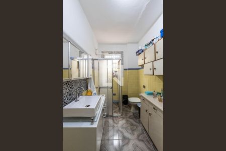 Casa à venda com 300m², 2 quartos e sem vaga Casa à venda com 300m², 2 quartos e sem vagaBanheiro Social